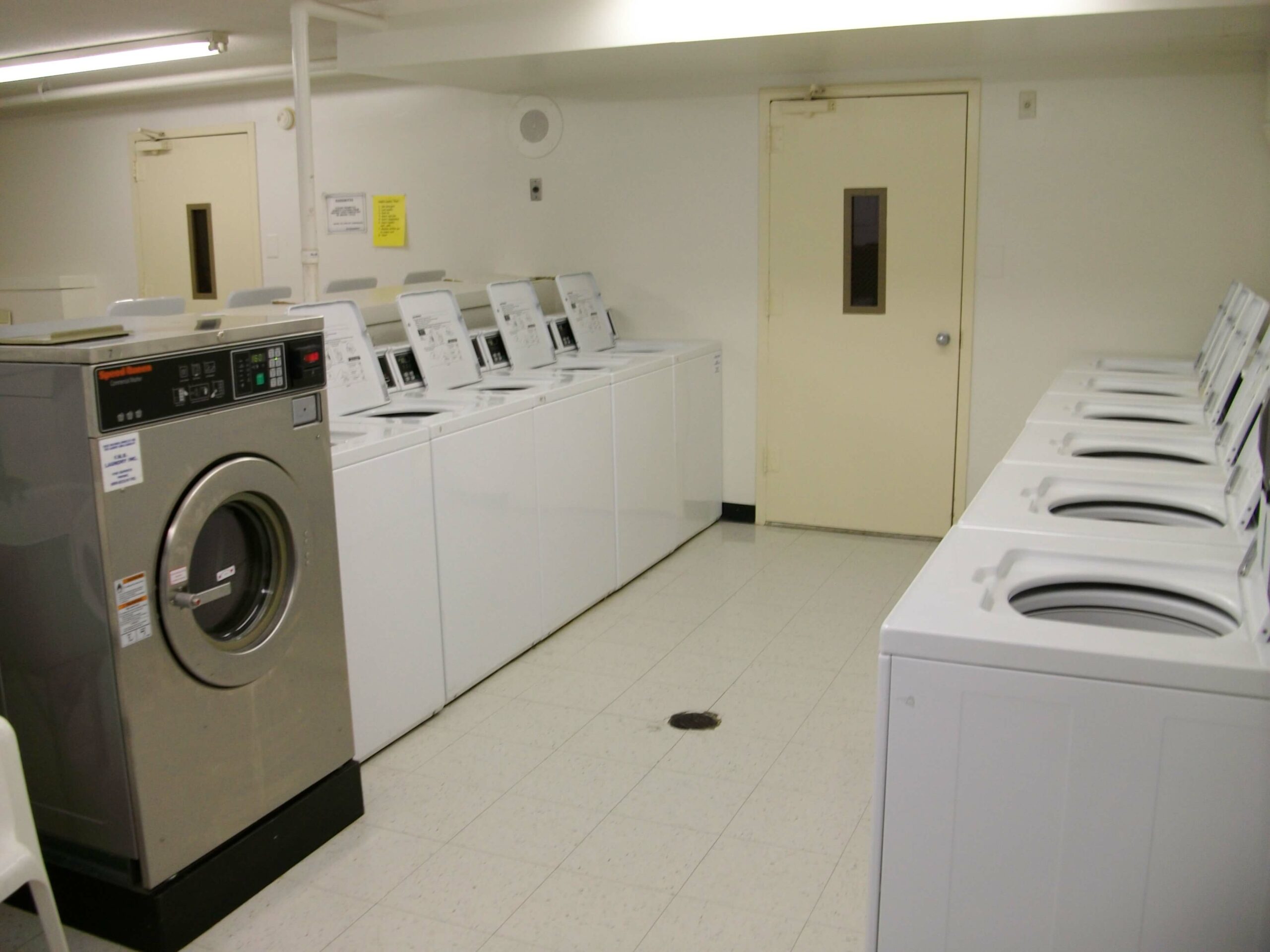 6 Reasons To Offer Laundry Services at Your Apartment Community, Medical Building and College Campus