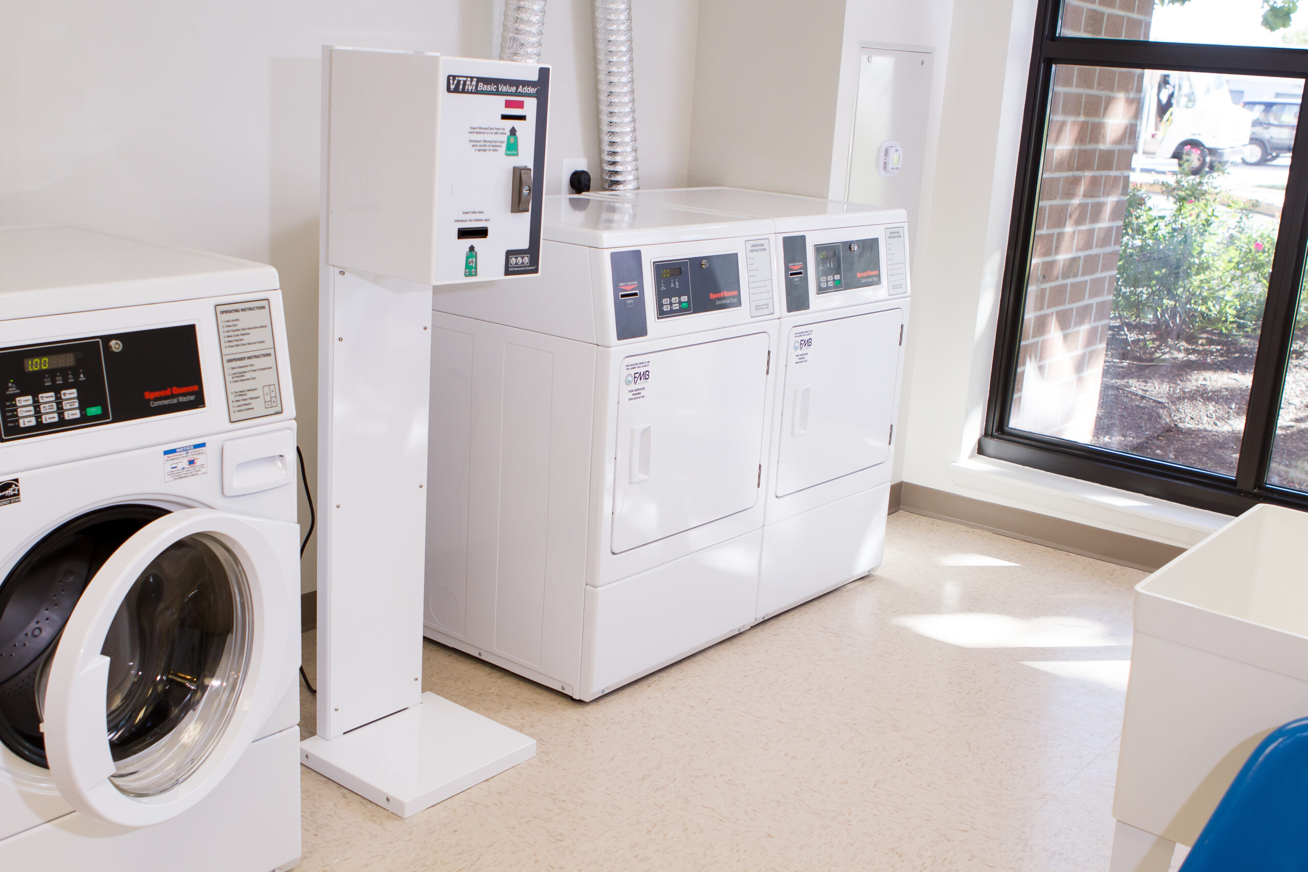 Why Your Business Should Invest in an In-House Laundry System