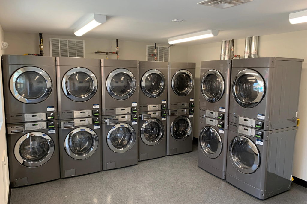 Domestic vs. Commercial Laundry Machines